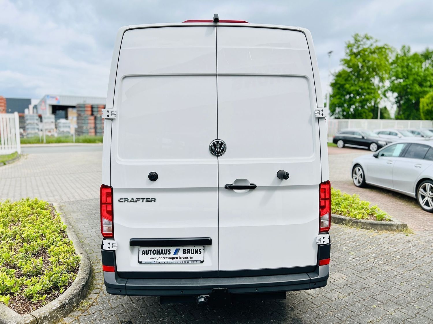 Fahrzeugabbildung Volkswagen Crafter Kasten 35 Hoch, L3H3, RFK, Klima, PTS, T