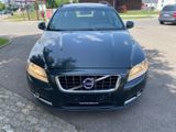 Volvo V70 2.4D Kinetic Automatik*Leder*Navi*TÜV/AU NEU - Volvo V70: Auto