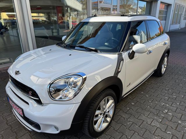 MINI COUNTRYMAN 2.0 SD ALL4 BI XENON PANO NAVI PDC SH