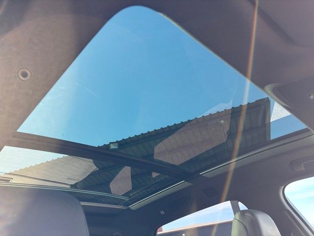Fahrzeugabbildung Audi SQ7 4.0TFSI QU. HEADUP+PANO+STNDHZ+B&O+RAUTE+++
