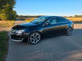Opel Insignia Bi-Turbo - Opel Insignia Bi turbo mit Diesel-Antrieb