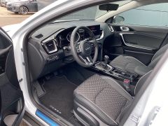 KIA XCeed 1.0T 100 VISION NAVI STD KIA XCeed 1.0T 100 VISION NAVI STD