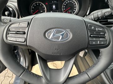 Hyundai i10 1.0 CONNECT & GO - NAVI - SOFORT