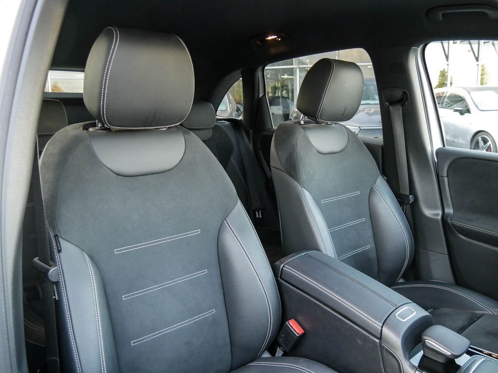 Mercedes-Benz B 200 d 4M |Edition|AMG|NIGHT|DISTR|LED|NAVI|AHK
