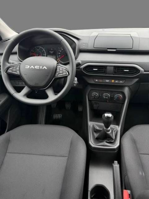 Fahrzeugabbildung Dacia Jogger Essential ECO-G 100