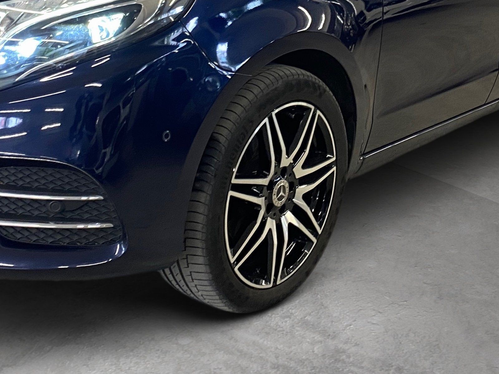 Fahrzeugabbildung Mercedes-Benz Marco Polo 250 d ED 4M AMG*Küche*Coman*Distr*AHK