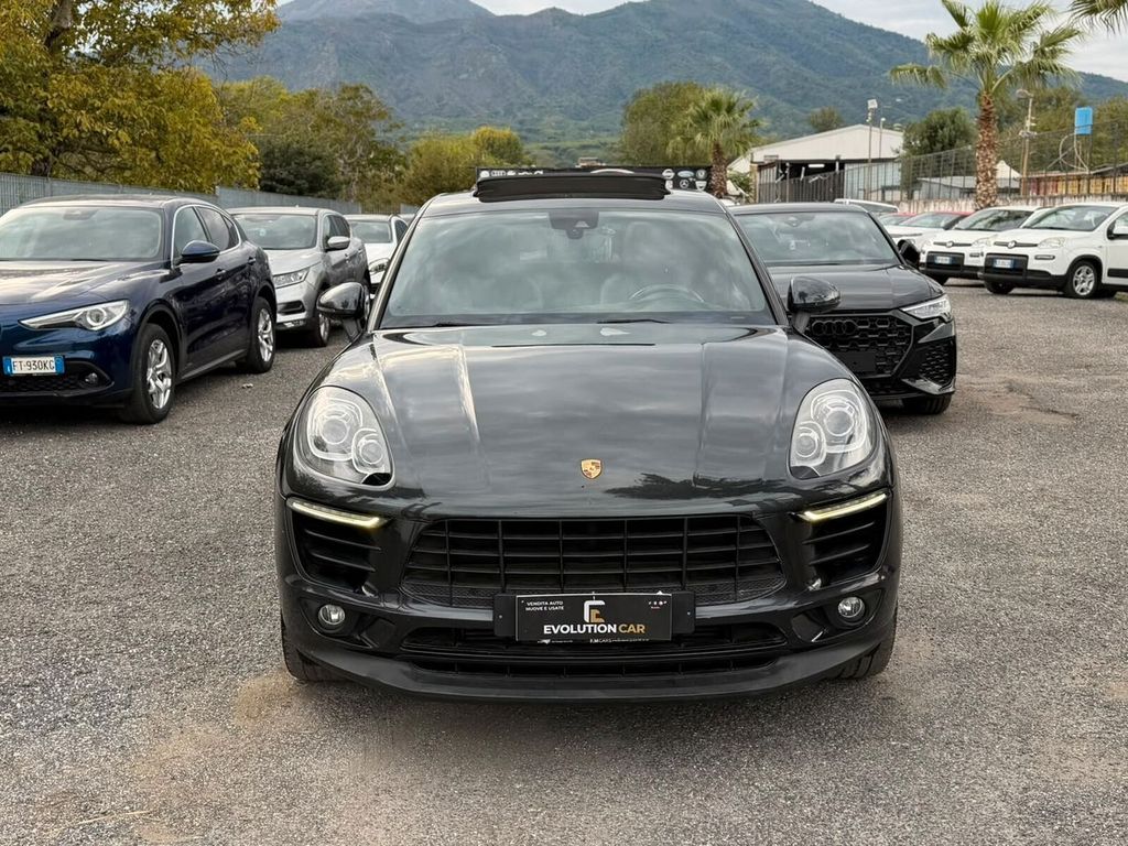 Image of Porsche Macan