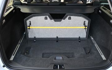 Volvo V70 T5 Summum *RHD* – Bild 21