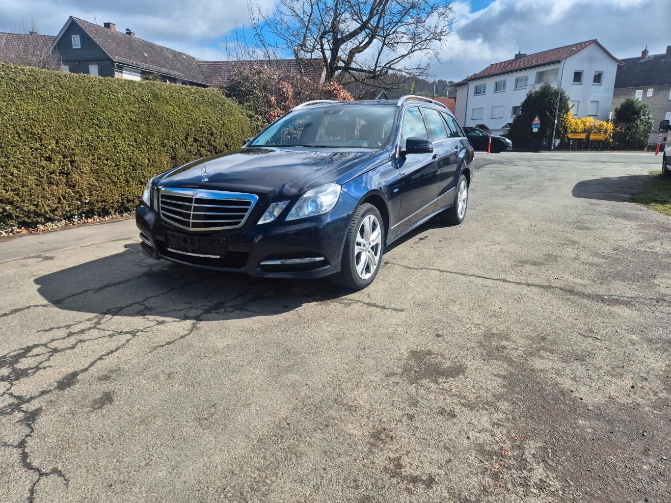 Mercedes-Benz E 350 E T-Modell E 350 CDI 4Matic-Tüv neu!