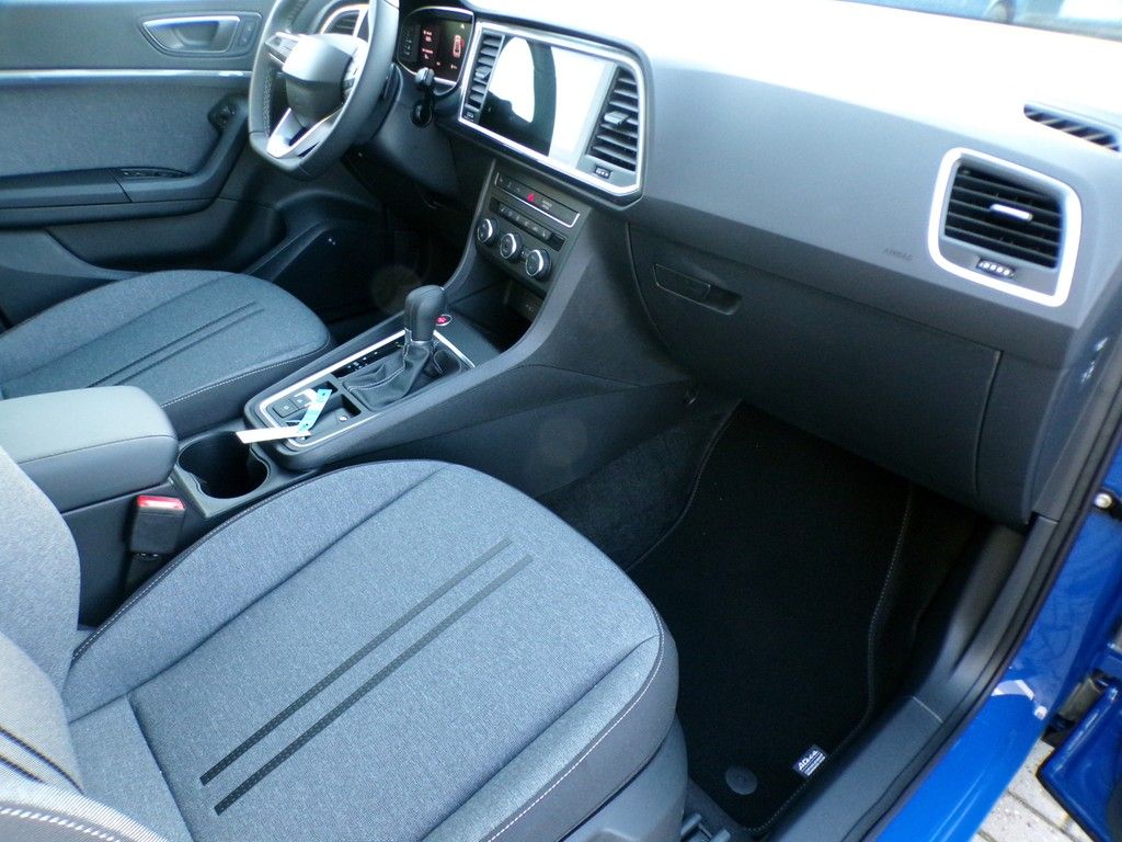 Fahrzeugabbildung SEAT Ateca 1.5 TSI DSG Style