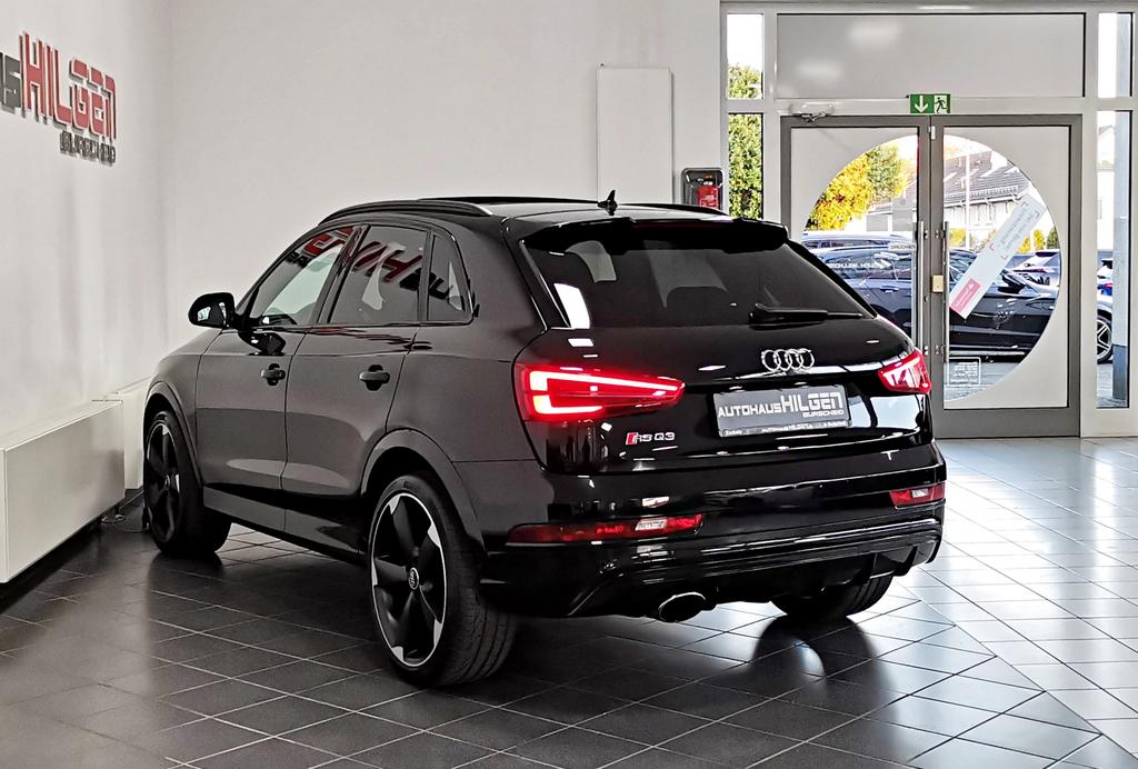 Audi RSQ3