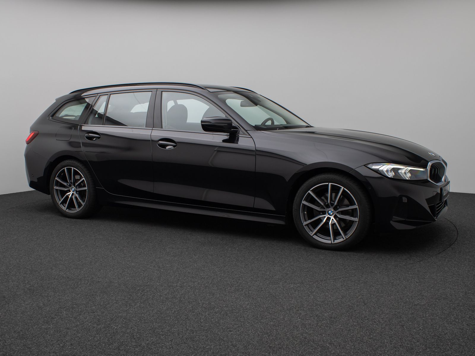 Fahrzeugabbildung BMW 320d xD  Kamera DAB MSport Fernlichtassis 18Zoll