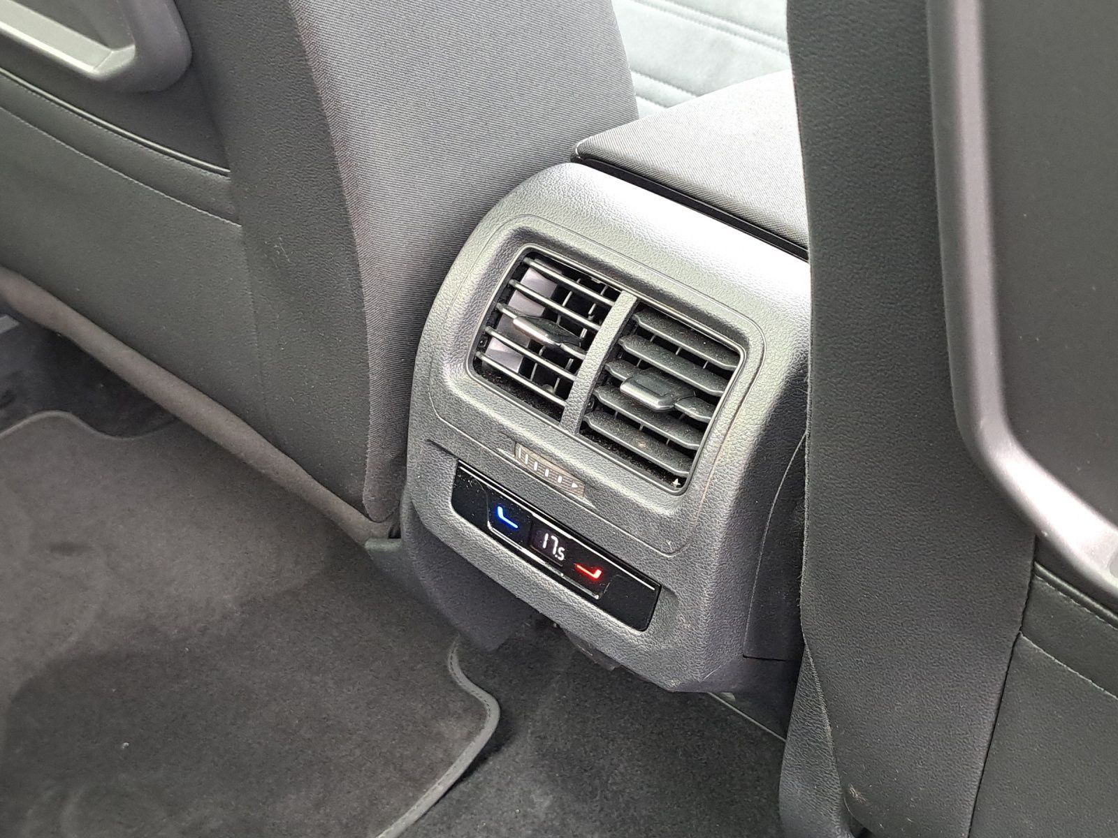 Volkswagen Touran - Bild 17