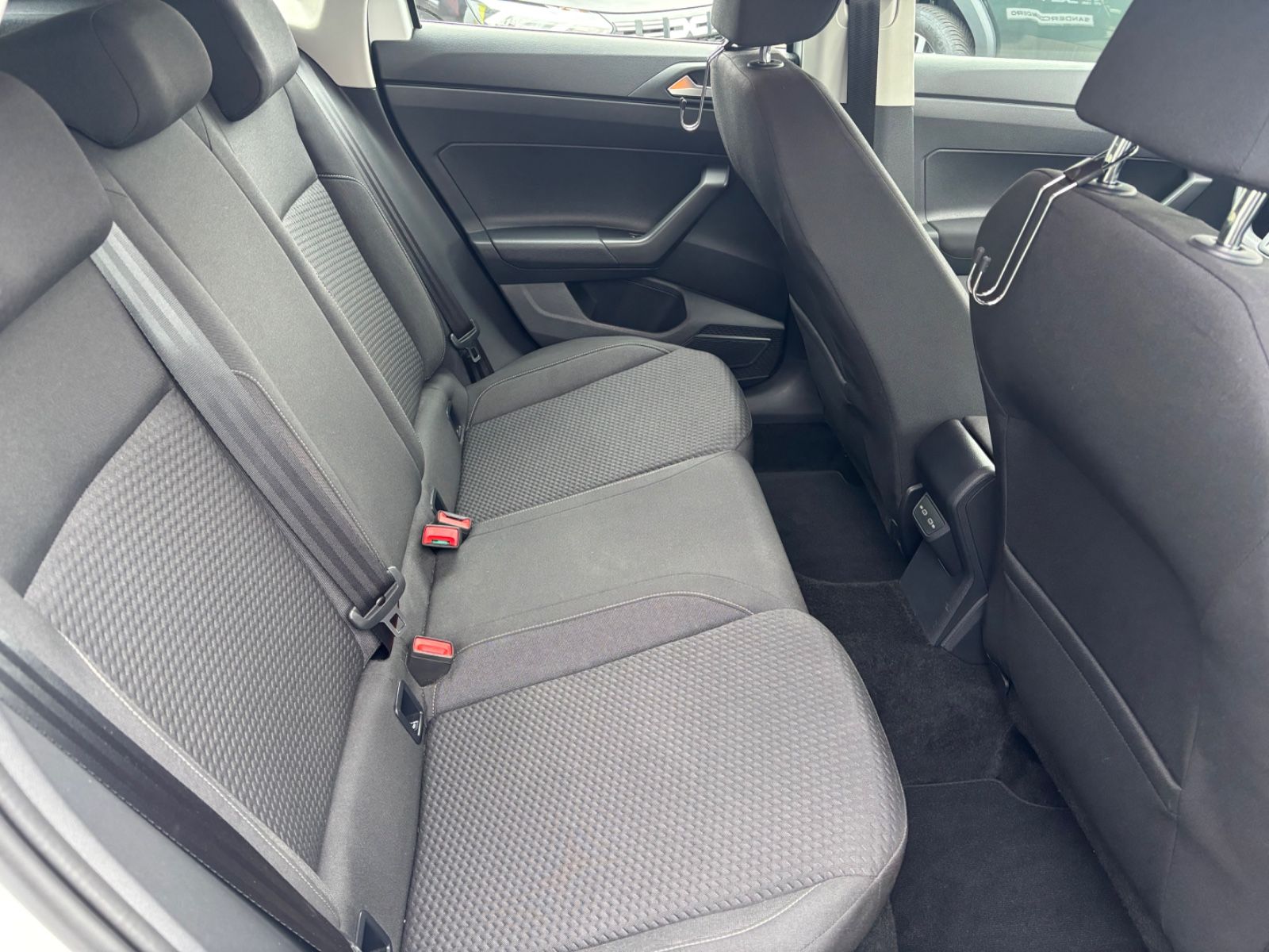 Fahrzeugabbildung Volkswagen Polo VI Comfortline