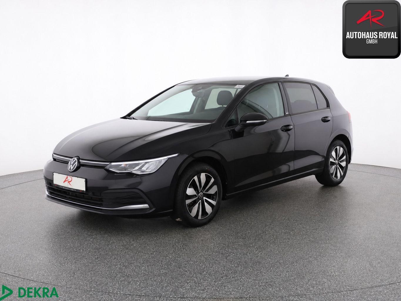 Volkswagen Golf VIII Life MOVE ACC,KAMERA,CARPLAY,AMBIENTE