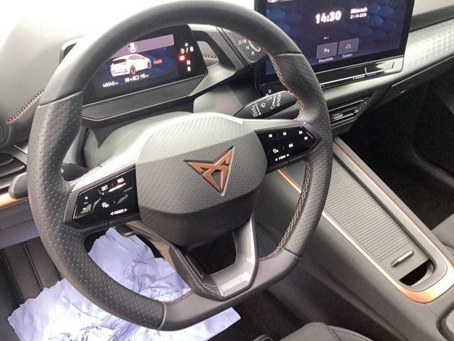 Born 58kWh