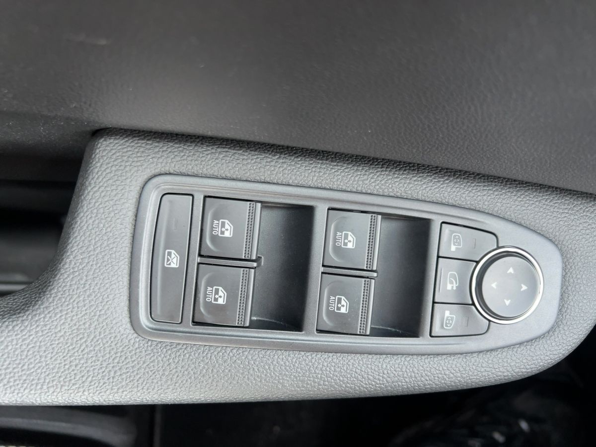 Renault Clio - Bild 15