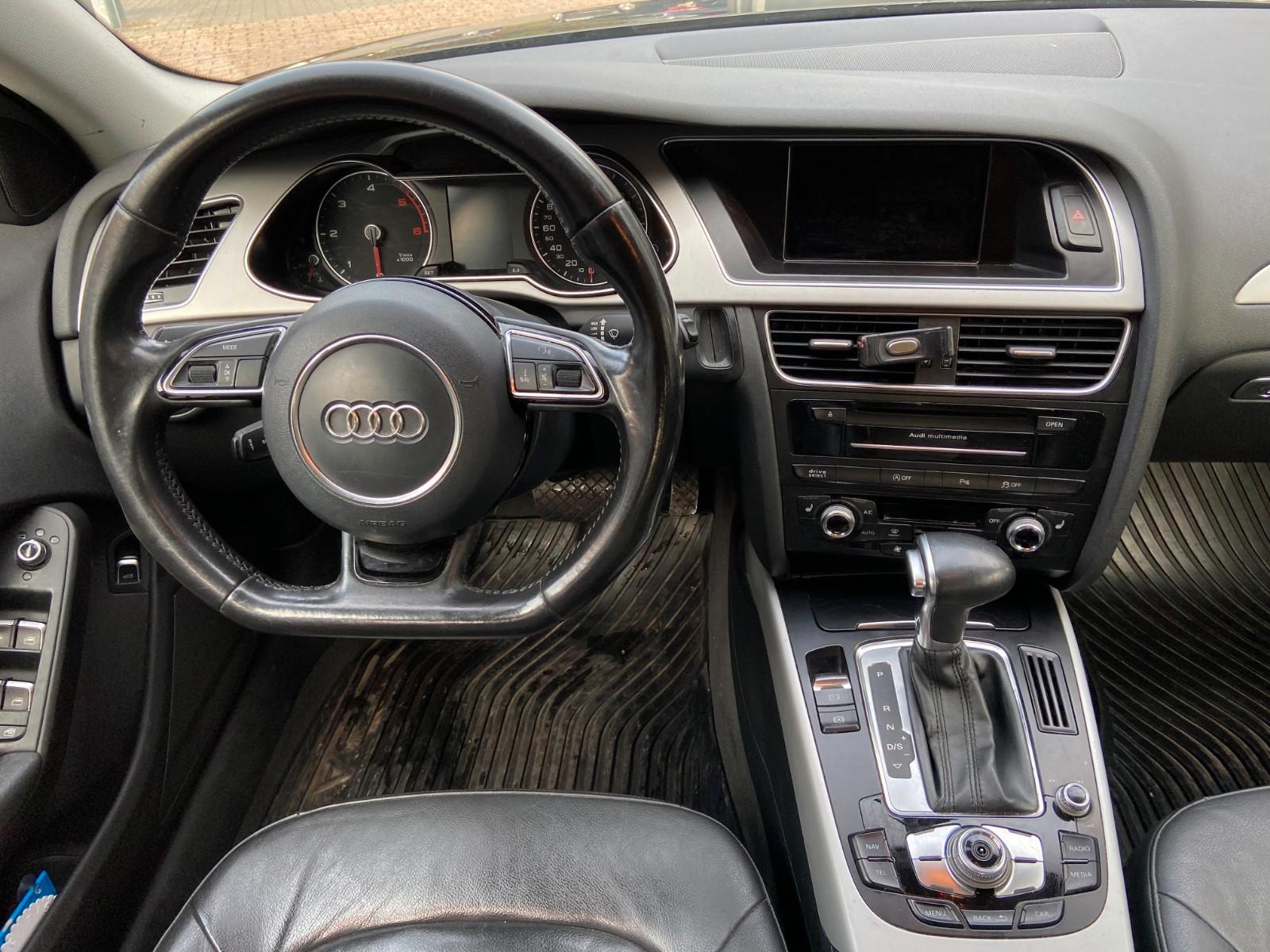 Audi A4 2015 — photo 8