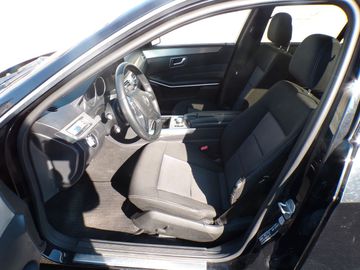 Mercedes E 200 - 7