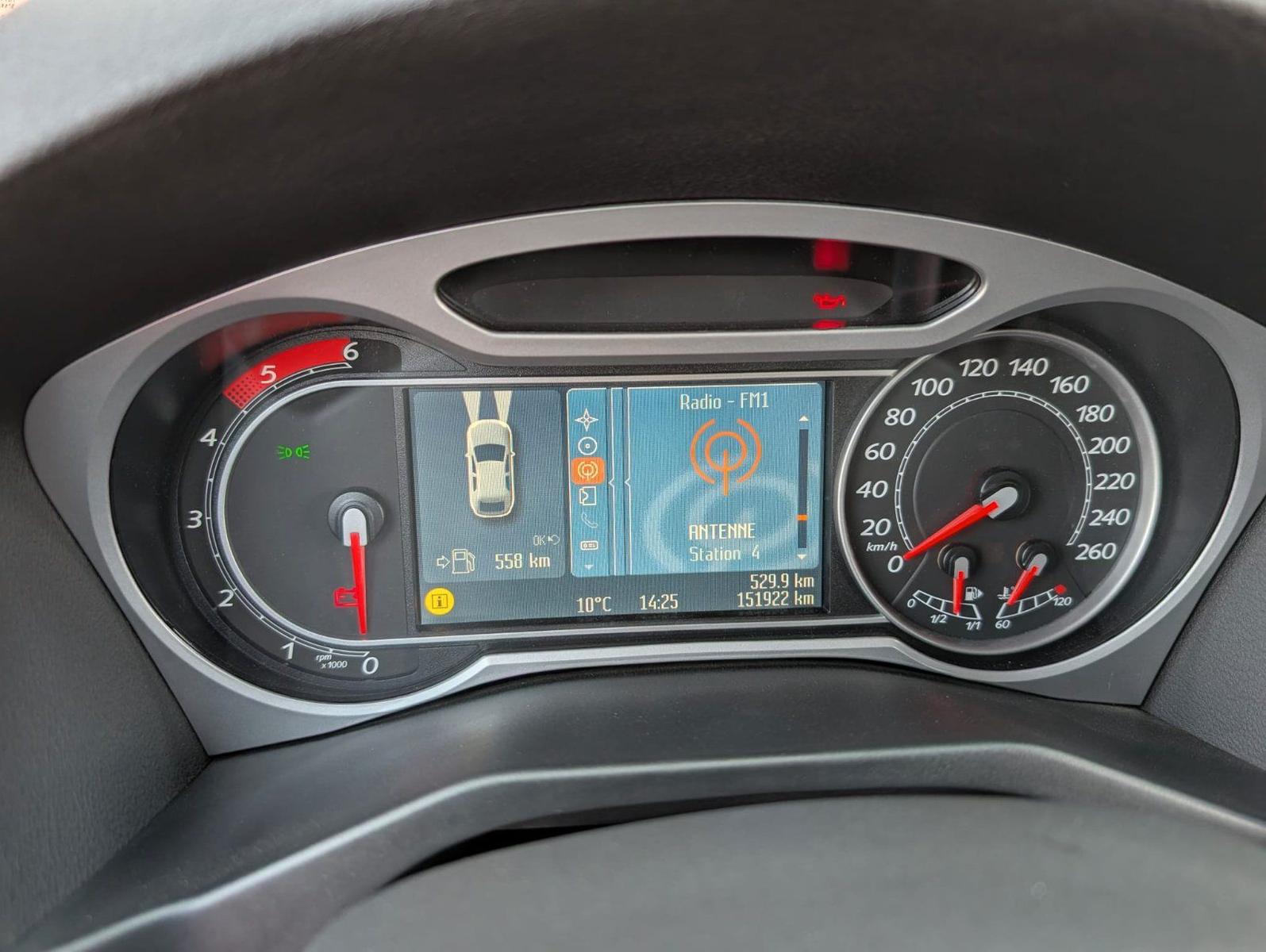 Ford Mondeo 2009 — photo 10