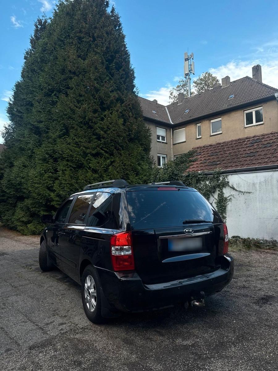 Kia Carnival 2009 — engine 185 HP (136kW)