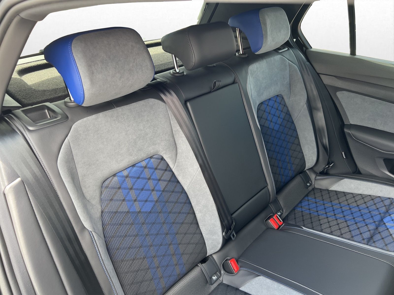 Volkswagen Golf - Bild 16