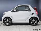 Smart ForTwo Cabriolet EQ Passion LED/22 kW/JBL/Kamera - gebrauchte Smart ForTwo aus dem Jahr 2024