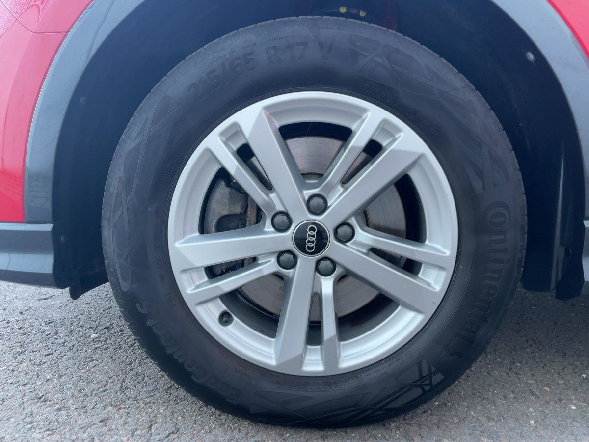 Audi Q3 Sportback 1,4 PHEV APP+VIRT+LED+NAVI+PDC foto 7
