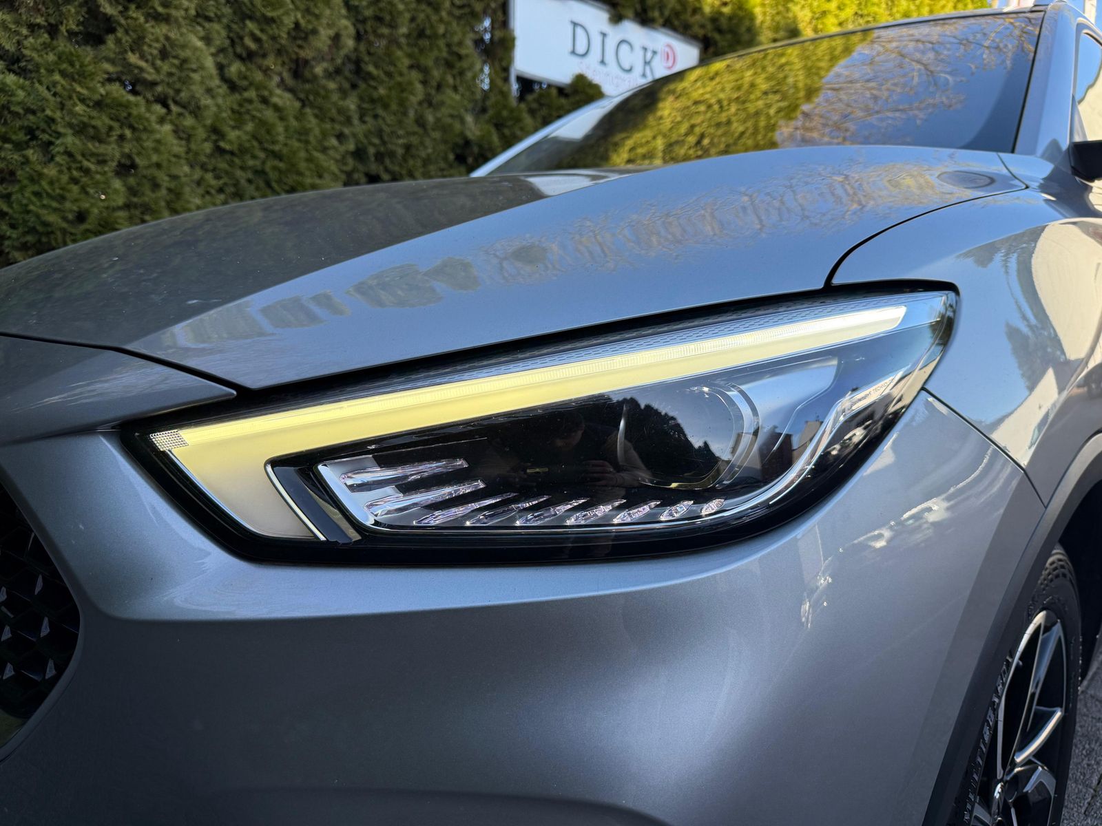 Fahrzeugabbildung MG ZS 1.5VTi Aut. Luxury LEDER+LED+NAV+SHZ+KAM+ACC+