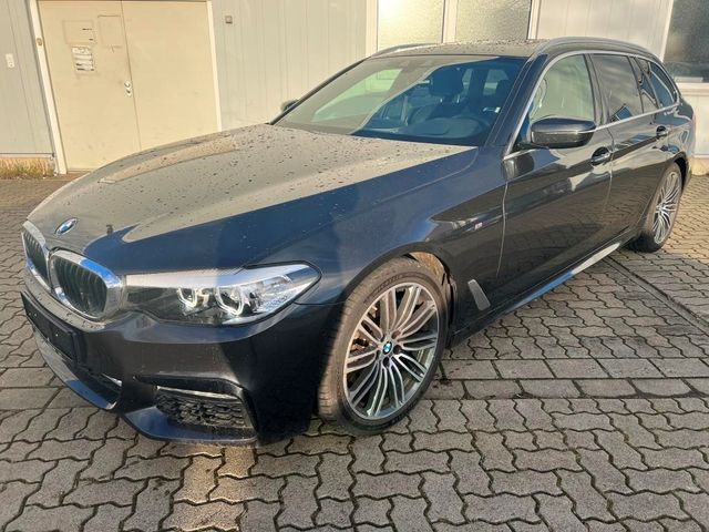 BMW 530 i M Sport Touring M Sport Sportpaket HUD   L