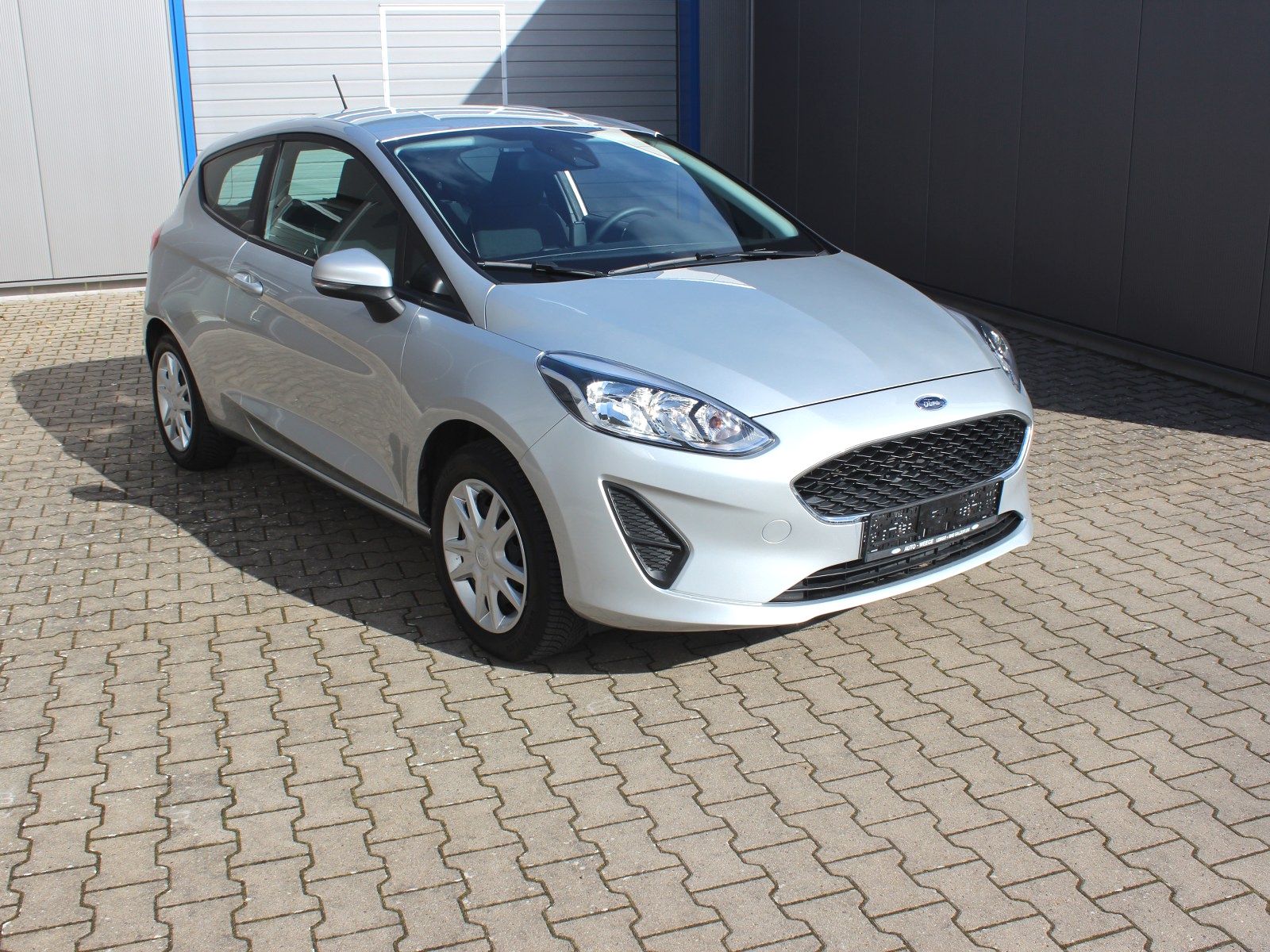 Fahrzeugabbildung Ford Fiesta Trend 1,1