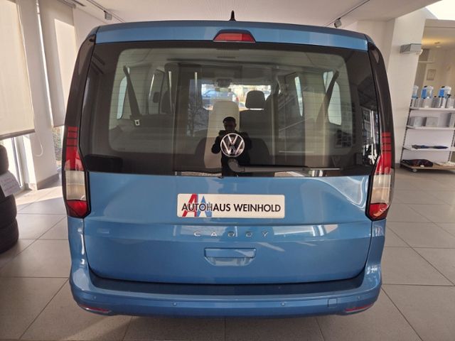 Caddy Maxi Life 2.0 TDI DSG LED APP vorbAHK KAM
