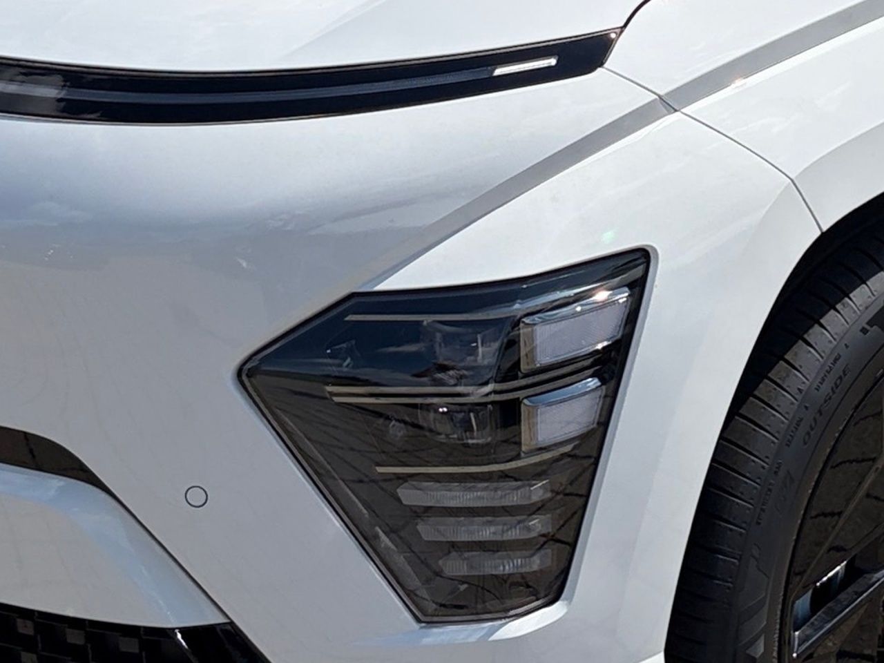 Fahrzeugabbildung Hyundai KONA TREND 2xKlima 360 ACC AUT Akustikglas Kam.