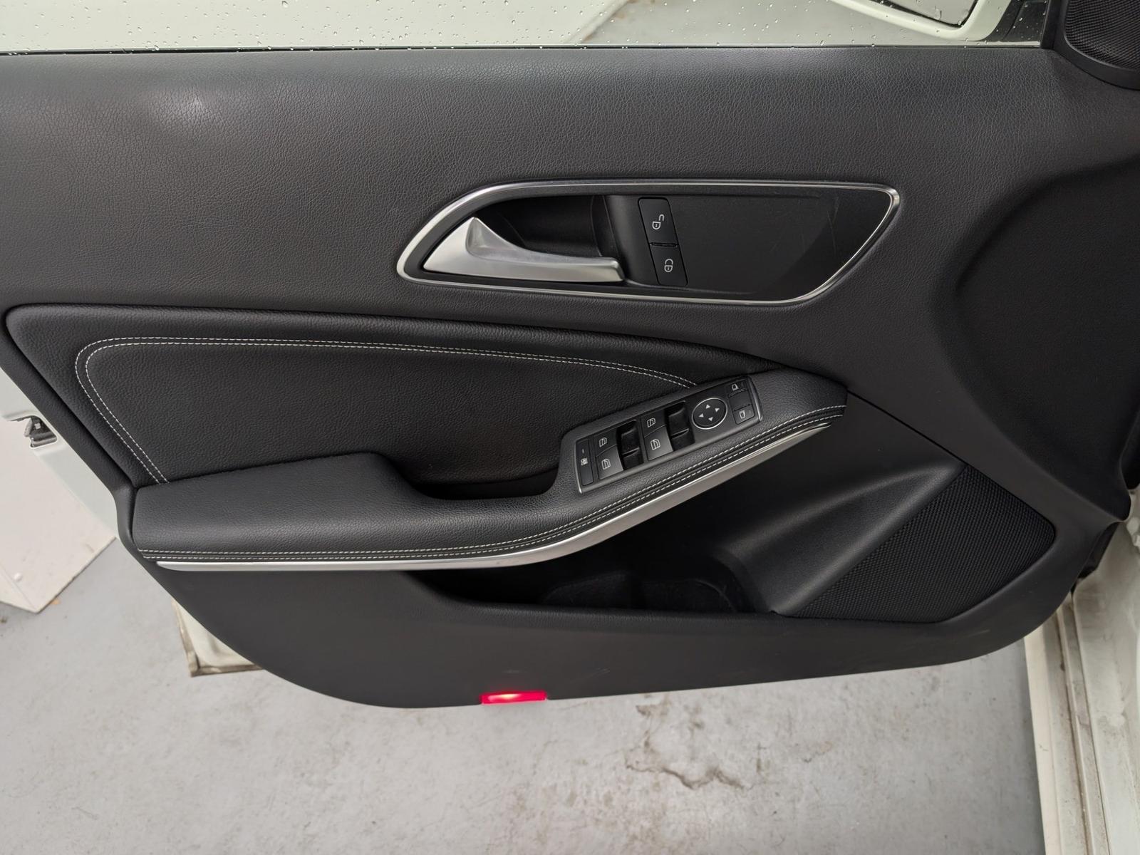 Mercedes-Benz A 180 1.6 Urban Navi LED Klima SHZ