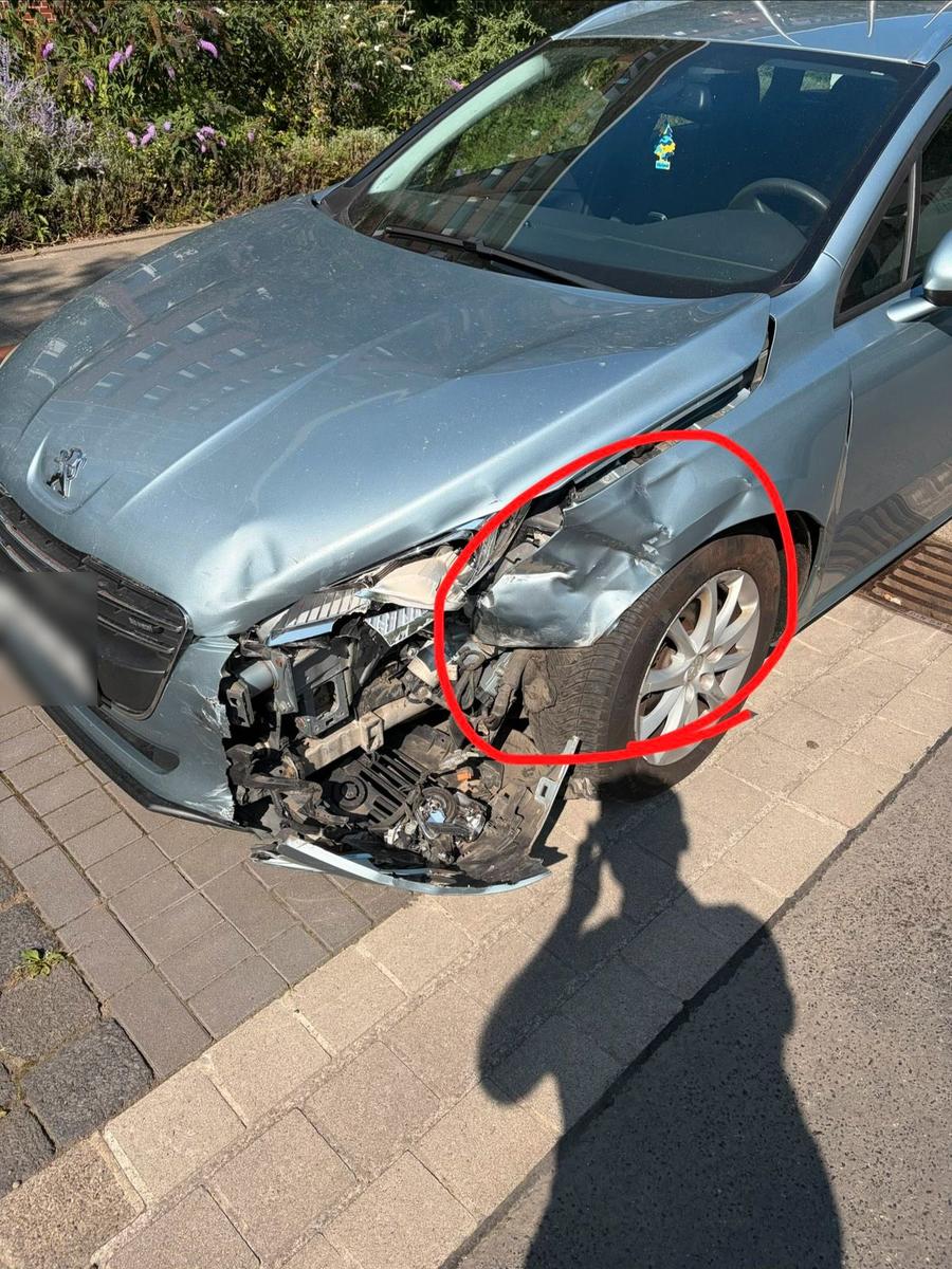 Peugeot 508 2011 — photo 14