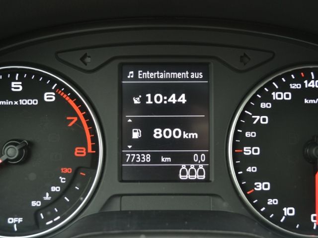 Q2 Sport 30 TFSI LED/18-ZOLL/NAVI+SOUND/GRA/APS/