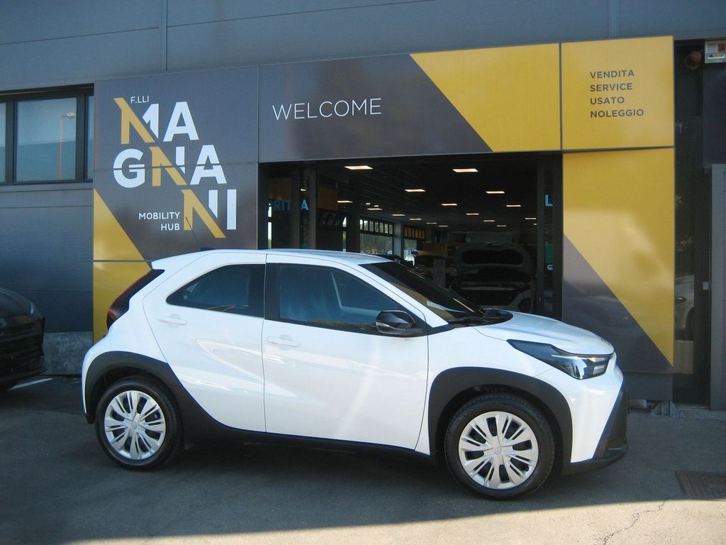 Image of Toyota Aygo (X)