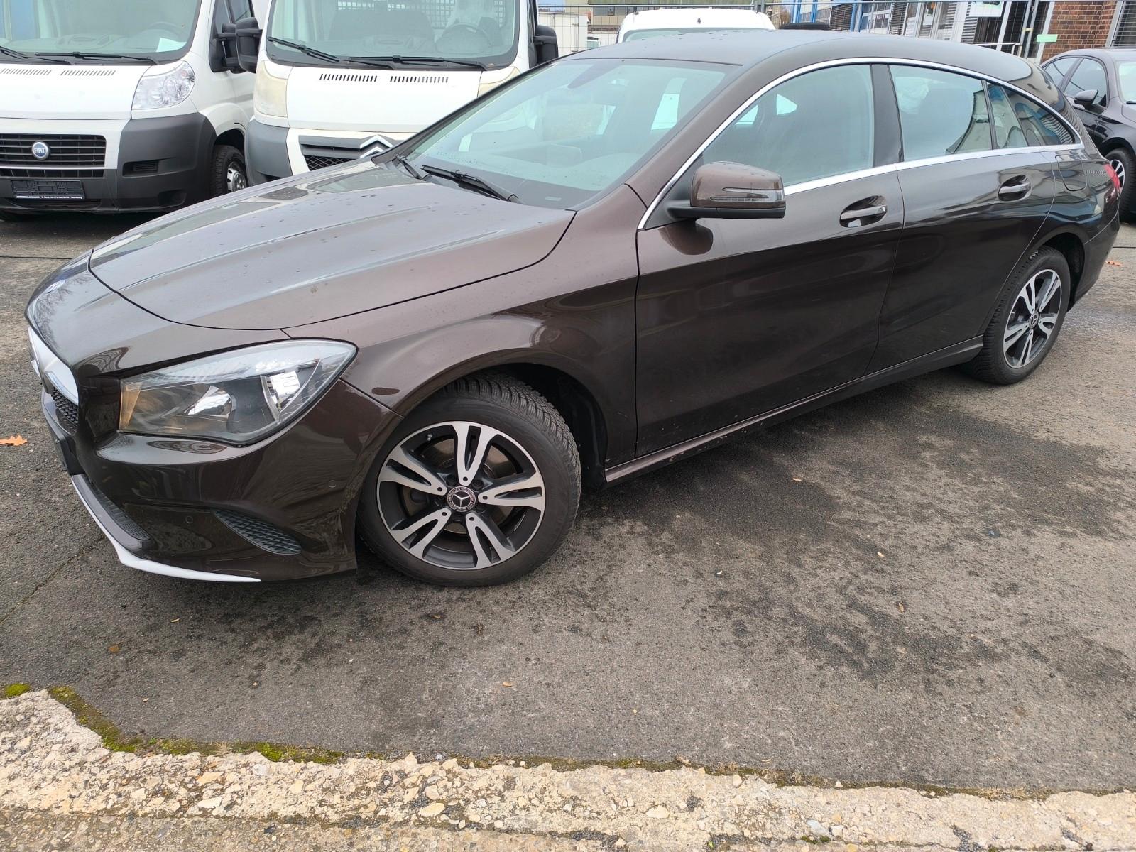 Mercedes-Benz CLA 180 d Shooting Brake PEAK Edition
