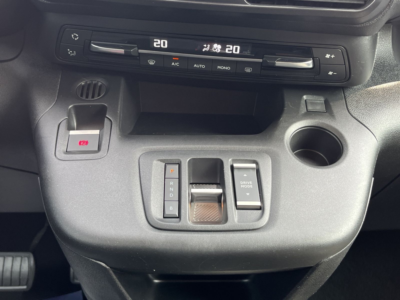 Fahrzeugabbildung Opel Combo Life - e Ultimate