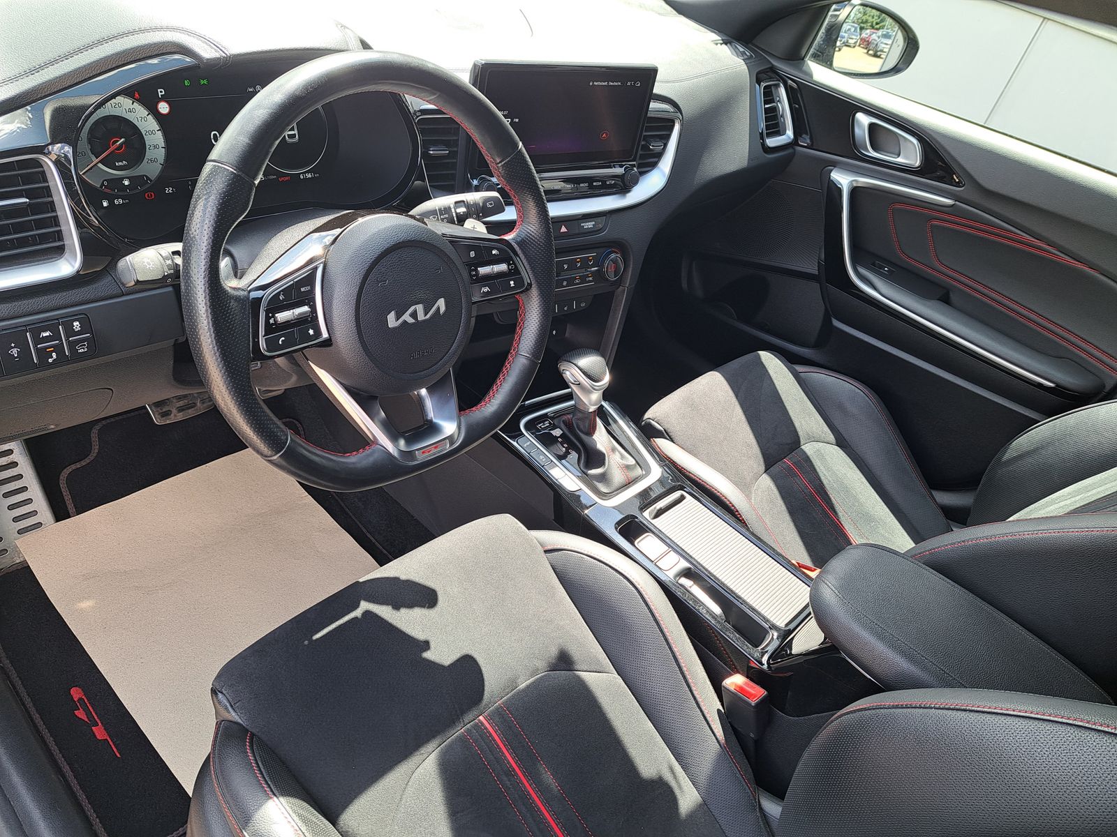 Fahrzeugabbildung Kia ProCeed GT LED PANO AHK BASTUCK NAVI MEMORY