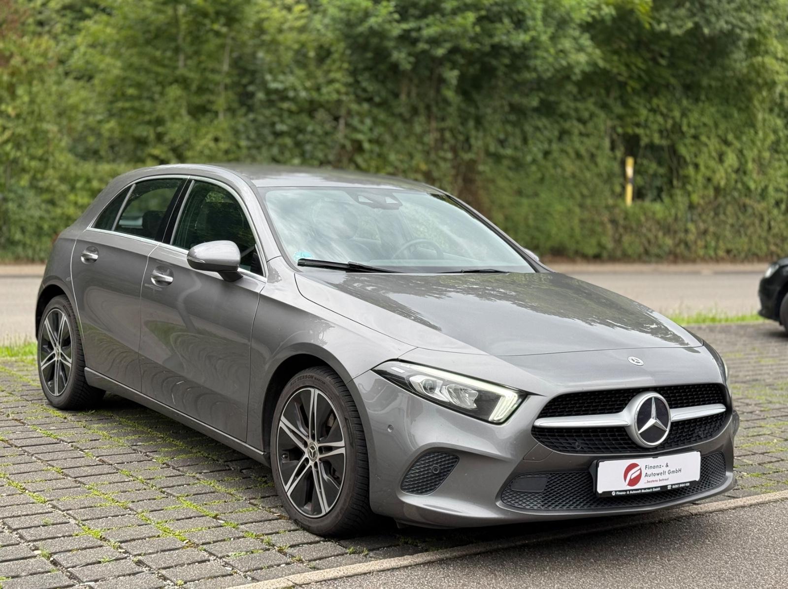 Mercedes-Benz A 250 Progressive/Automatik/Navi/LED/Kamera