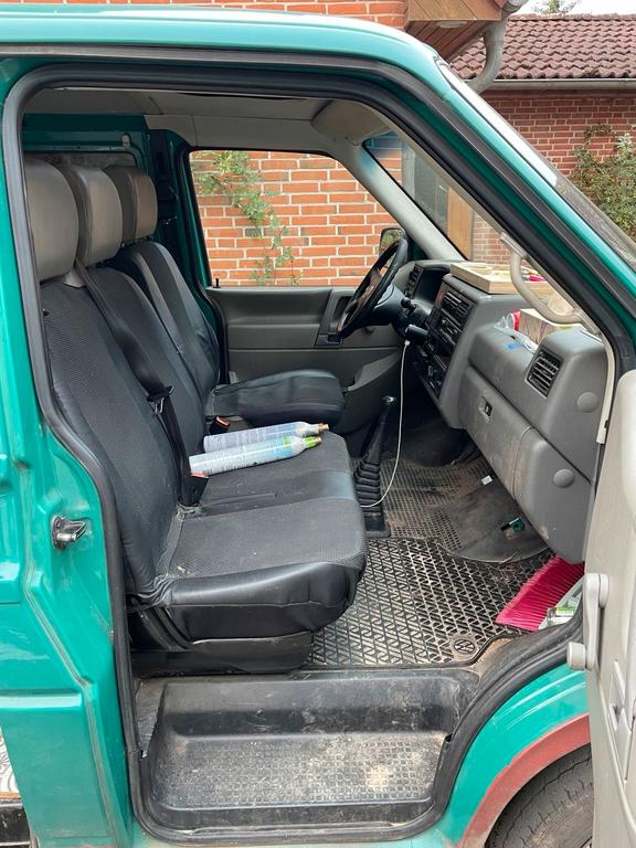 Volkswagen T4 Caravelle