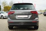 Volkswagen Tiguan 1.4 TSI Navi Sitzheizung AHK Tempomat - VW Tiguan Gebrauchtwagen in Erfurt