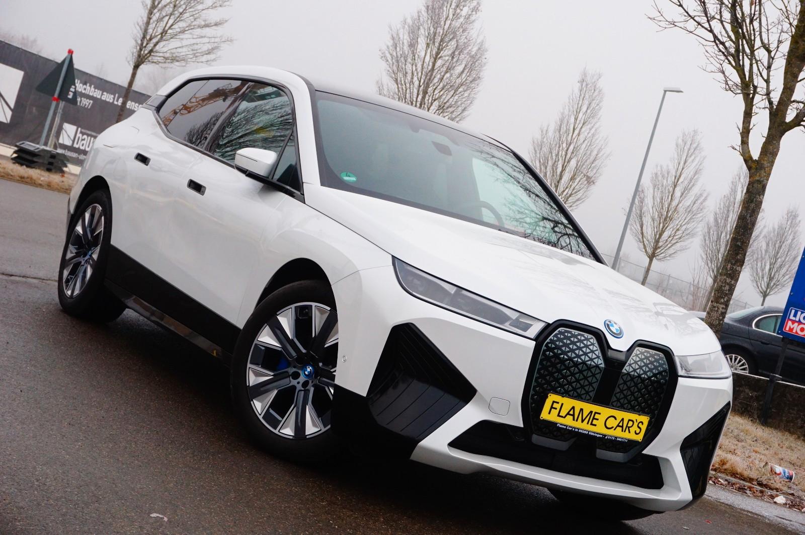 BMW iX 40 xDrive*HK*KEYLESS*360*SOFT LASER*PANO