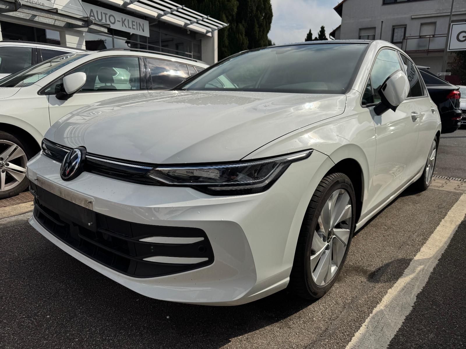 Volkswagen Golf VIII Lim. 1.5 TSI Life - Panoramadach