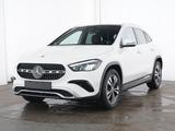 Mercedes-Benz GLA 180 *Progressive Advanced+*LED*Panorama*Kam* - Mercedes-Benz GLA 180: Schiebedach