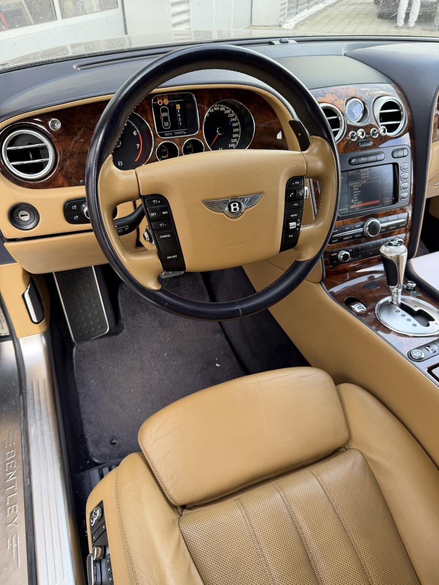 Bentley Continental Flying Spur W12 ACC/ 1 Hand
