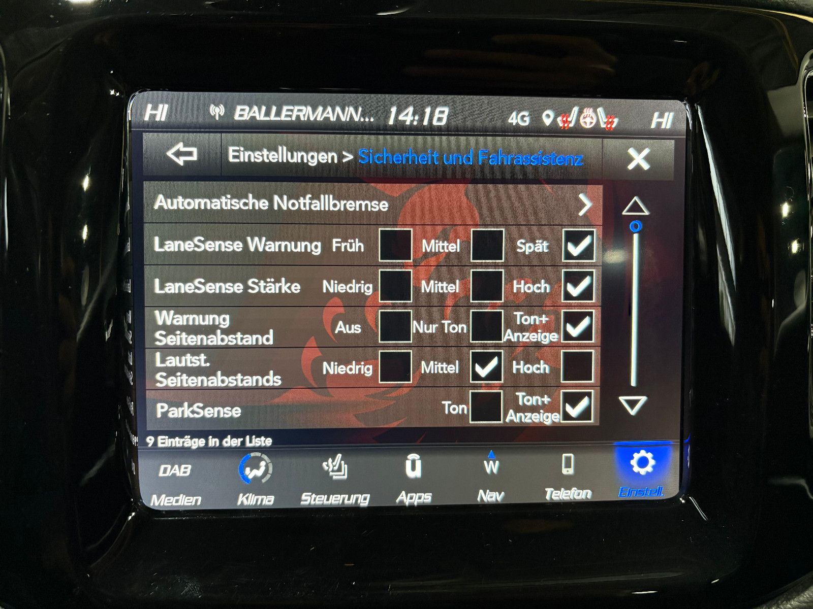 Fahrzeugabbildung Jeep Compass Limited FWD/NAVI/KAMERA/SOUND/DAB/SHZ