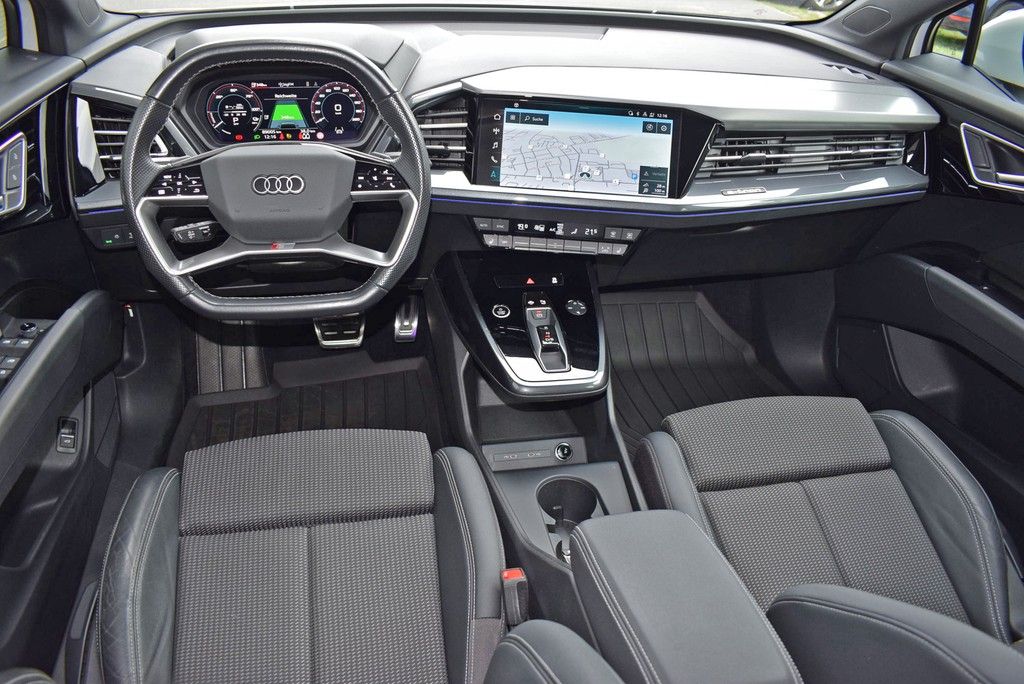 Audi Q4 e-tron 40 *S-line*AHK*Matrix*RüKam*ACC*20Zoll imagem 2