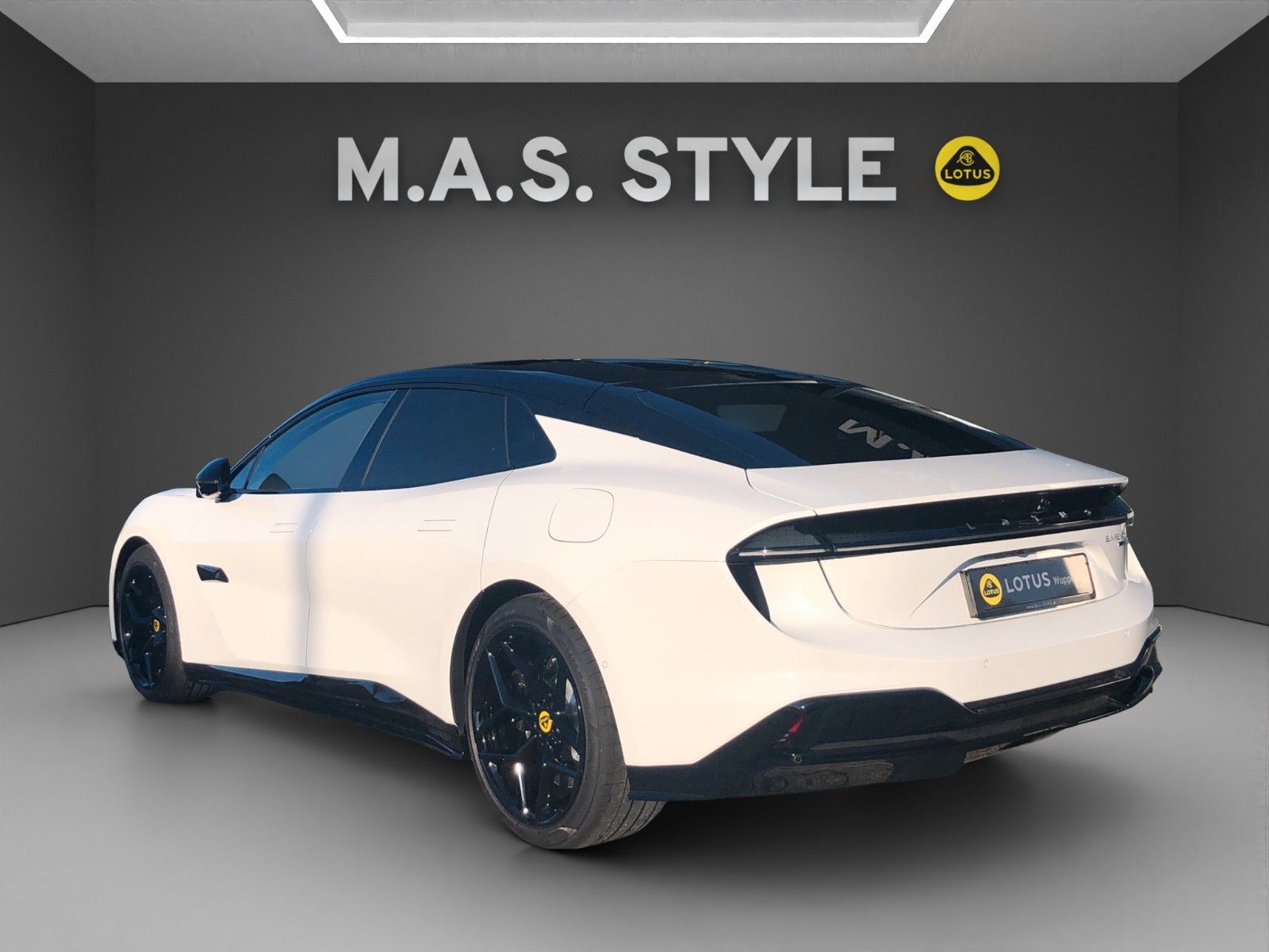 Fahrzeugabbildung Lotus Emeya 600 Business Lotus Wuppertal AHK
